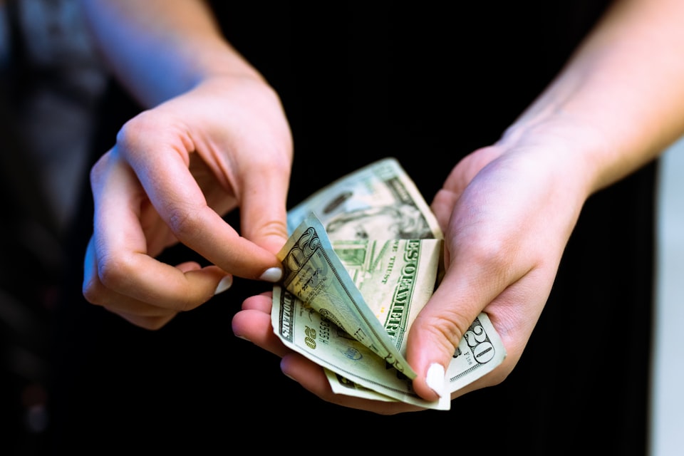 كيف تعمل الدفعات في دكان؟ المال يصلك مباشرة بلا وسيط وبلا عمولة